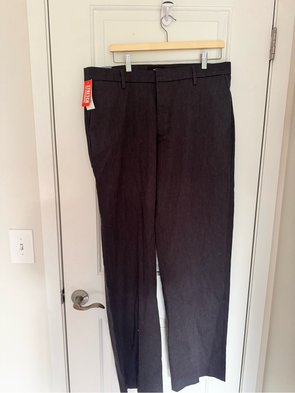 NWT Dockers Men’s Stretch Performance, Size W36xL36 - Dark Charcoal